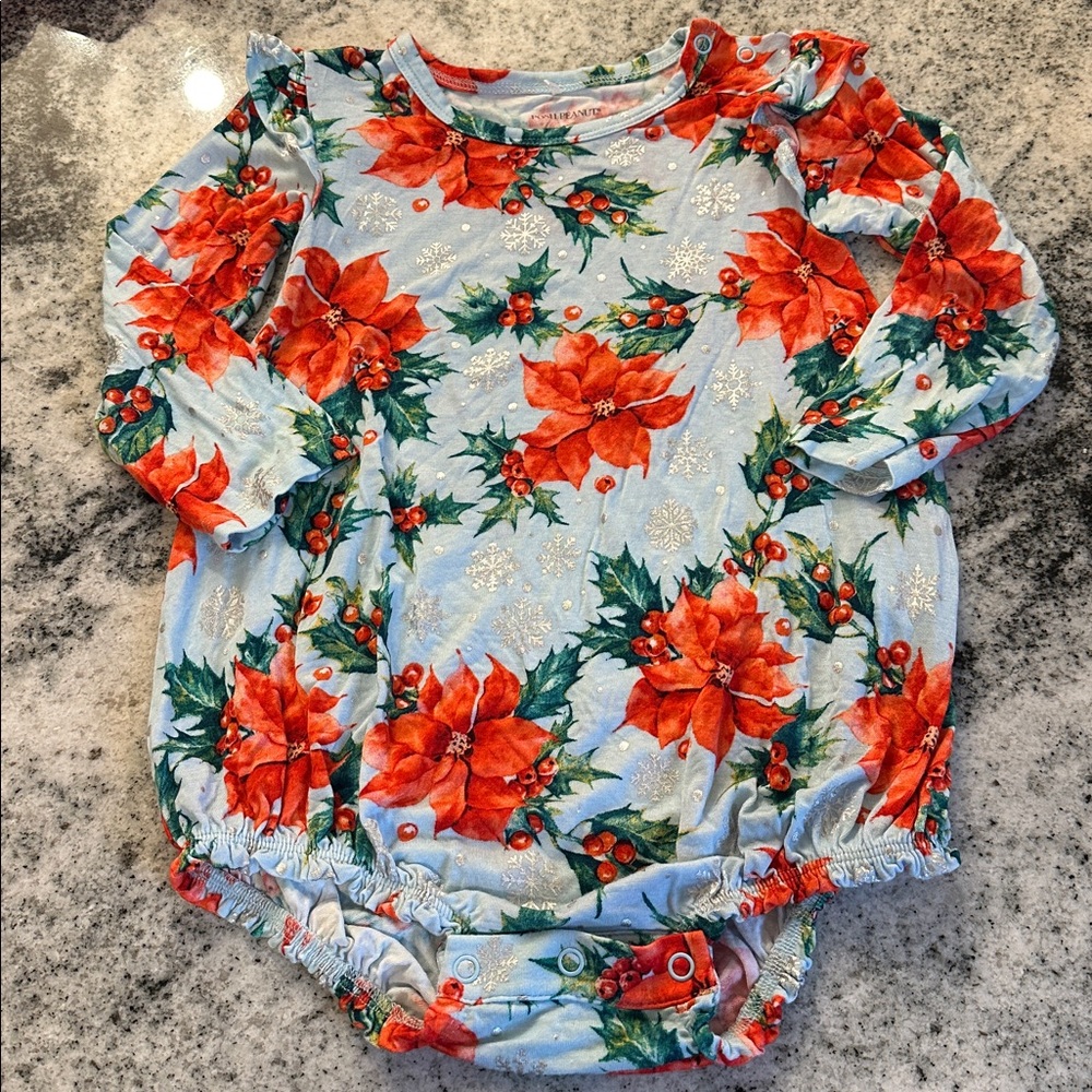 Winter Lily Ruffled Christmas Winter Holiday Long Sleeve Bubble Romper‎ size 2T